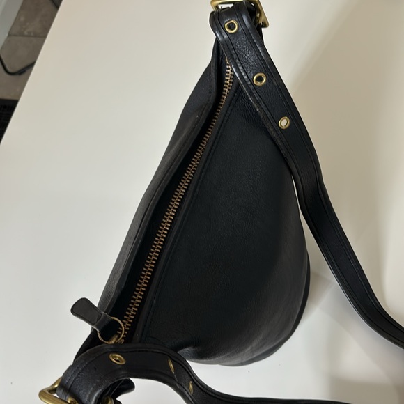 Coach | Vintage Helen’s Legacy #9953 in Black - Picture 7 of 11